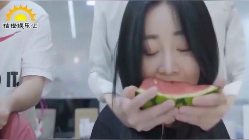 吃瓜睡衣姐,网络红人的崛起与影响力